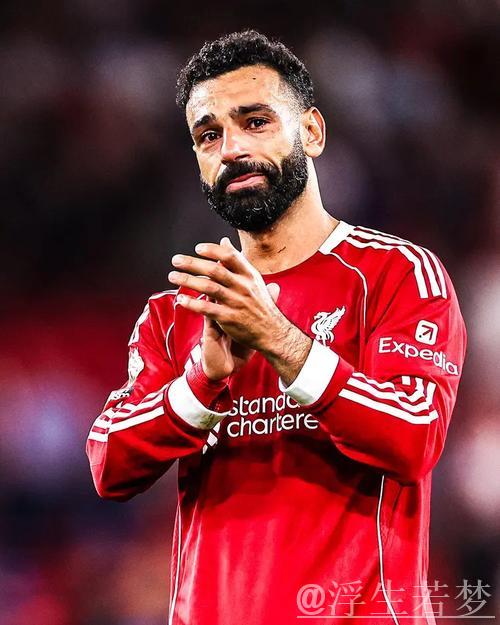 内维尔谈萨拉赫争议,理解双方立场称顶级球星行为特殊 内维尔谈萨拉赫争议,理解双方立场称顶级球星行为特殊